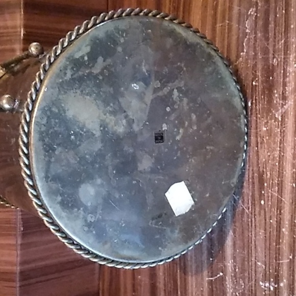 Vintage faux brass Victorian trash can - Picture 3 of 5